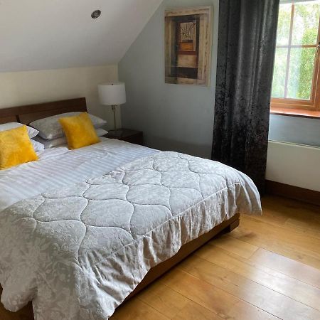 מונהאן Corness House B&B מראה חיצוני תמונה