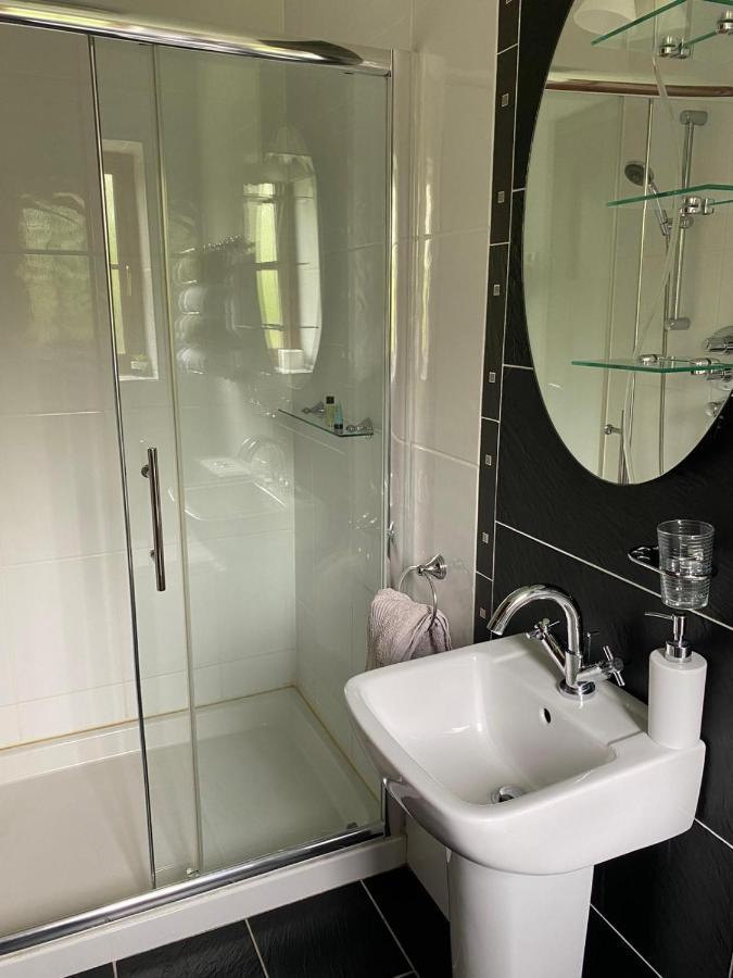 מונהאן Corness House B&B מראה חיצוני תמונה