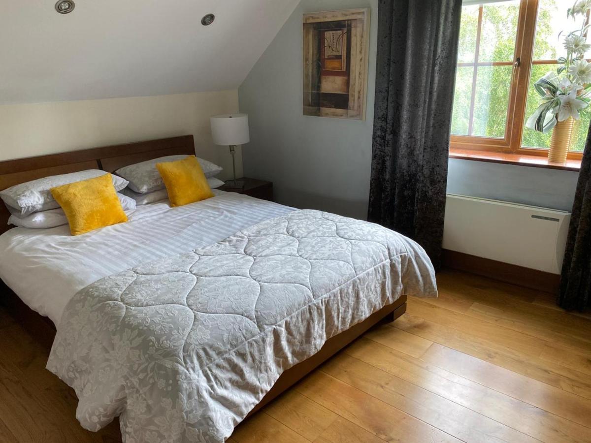 מונהאן Corness House B&B מראה חיצוני תמונה