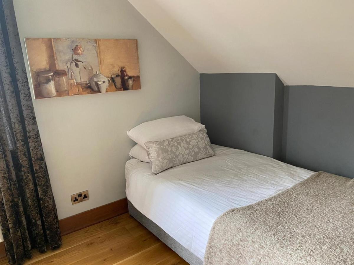 מונהאן Corness House B&B מראה חיצוני תמונה