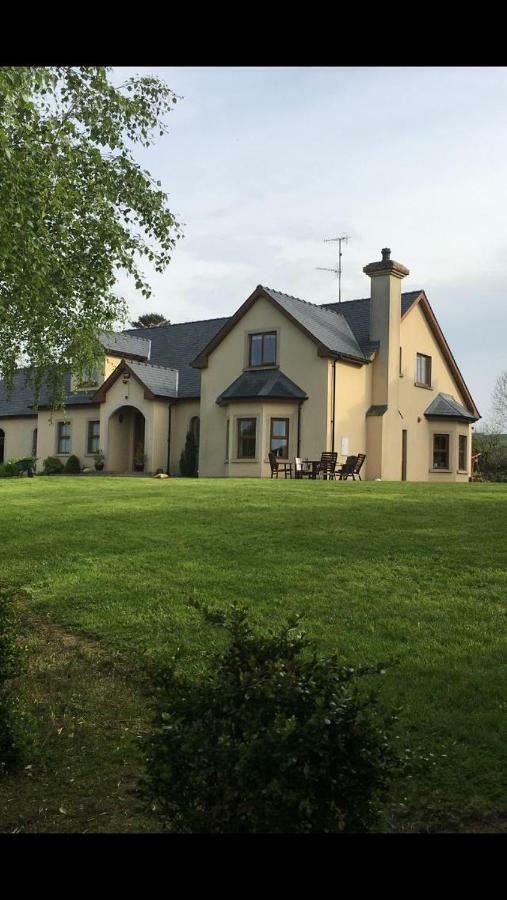 מונהאן Corness House B&B מראה חיצוני תמונה